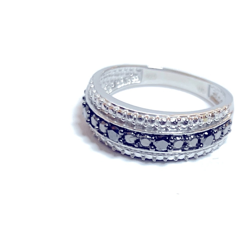 Ladies Beautiful Stunning Black & White 14K White Gold Over SS Diamond Ring SI1